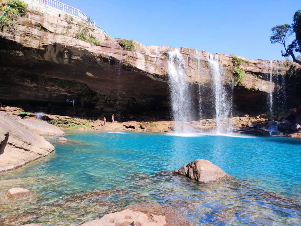 Krang_Suri_Waterfall_(6)